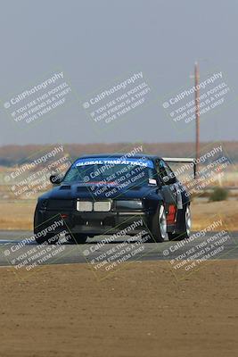 media/Nov-12-2022-GTA Finals Buttonwillow (Sat) [[f6daed5954]]/Group 3/Session 1 (Sweeper)/